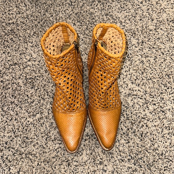 Free people, in the loop boot - Picture 1 of 4